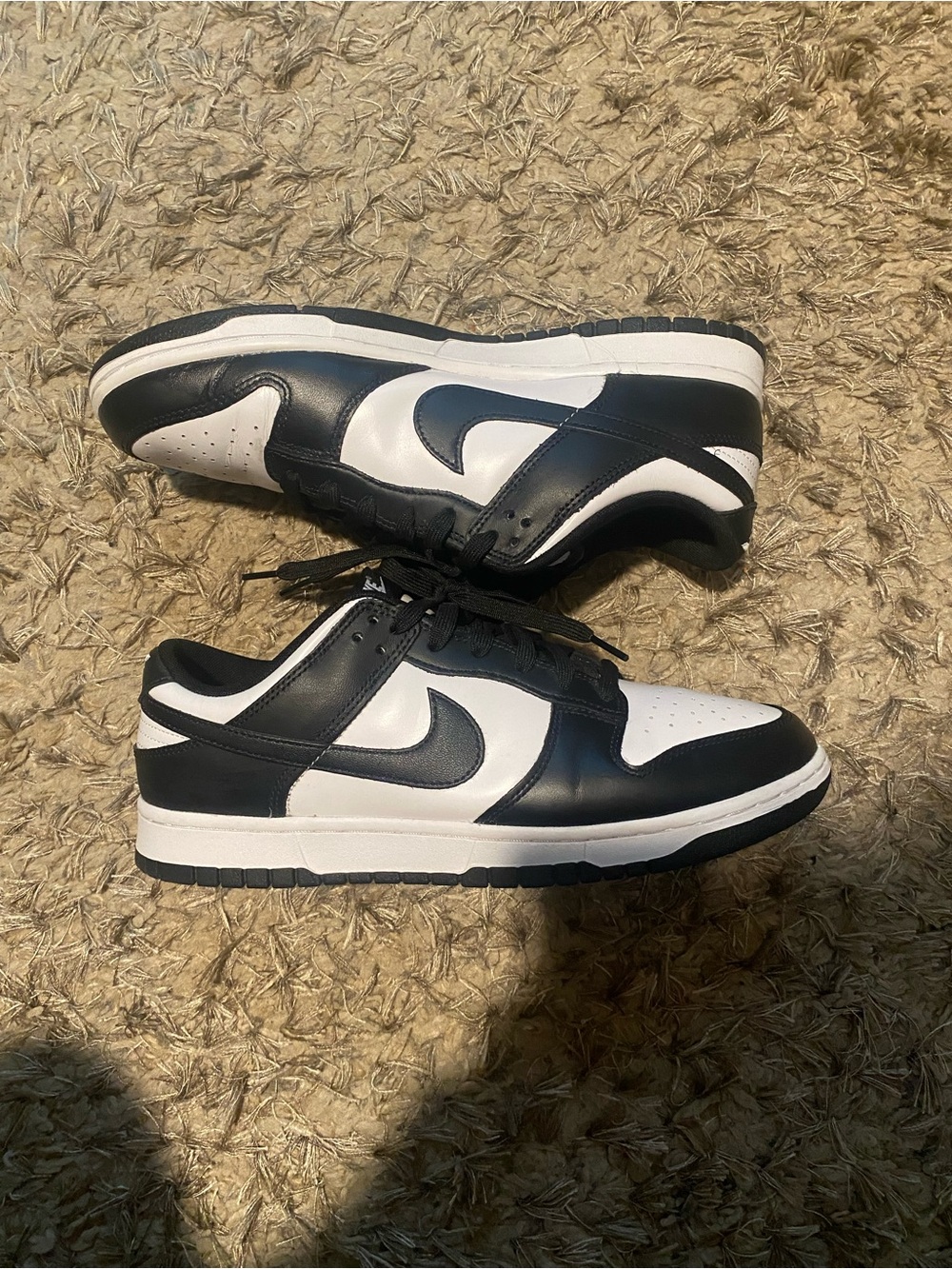 Nike dunks Black/White Low-Top Sneakers
